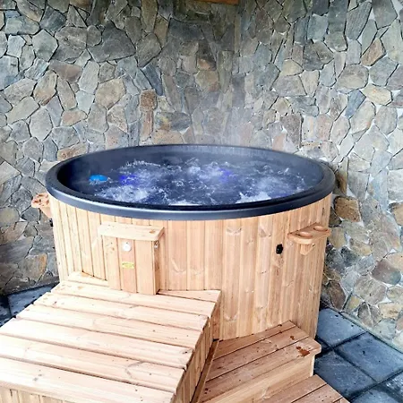 Osada - Uroczy Dom Z Kominkiem I Balia W Gorach Sowich Horská chata